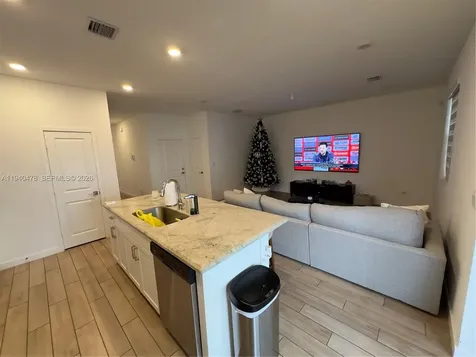 1842 SE 7th Terrace Homestead FL 33034