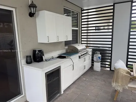 1842 SE 7th Terrace Homestead FL 33034