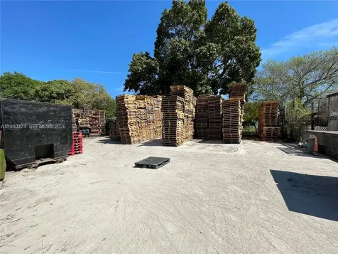 3021 NW 54th Street Miami FL 33142