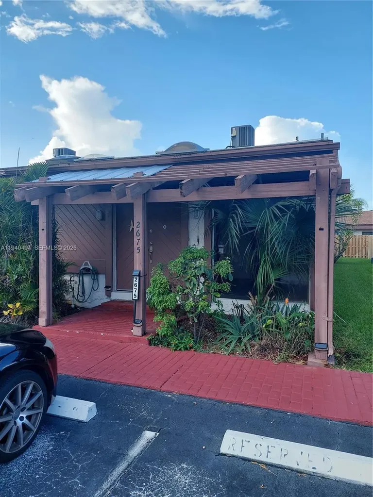 2675 S Parkview Drive Hallandale Beach FL 33009