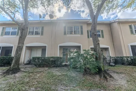 729 NW 42nd Avenue Plantation FL 33317