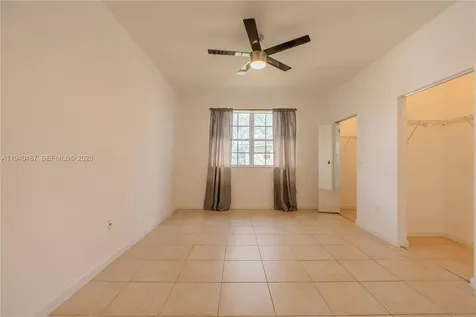729 NW 42nd Avenue Plantation FL 33317