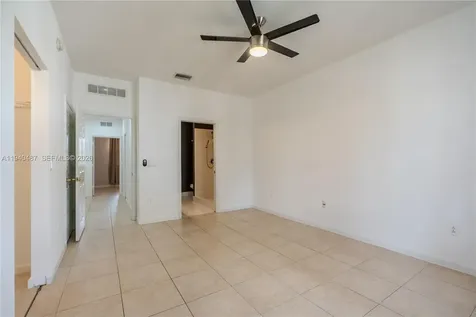 729 NW 42nd Avenue Plantation FL 33317