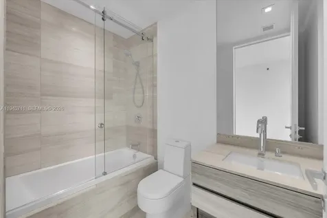 18975 Collins Avenue Sunny Isles Beach FL 33160