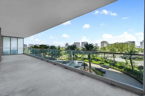 18975 Collins Avenue Sunny Isles Beach FL 33160