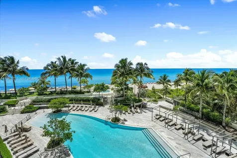 18975 Collins Avenue Sunny Isles Beach FL 33160