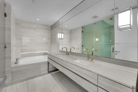 18975 Collins Avenue Sunny Isles Beach FL 33160
