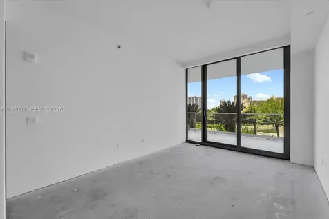 18975 Collins Avenue Sunny Isles Beach FL 33160