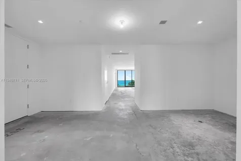 18975 Collins Avenue Sunny Isles Beach FL 33160