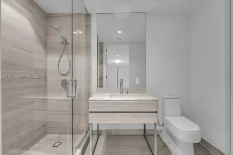 18975 Collins Avenue Sunny Isles Beach FL 33160