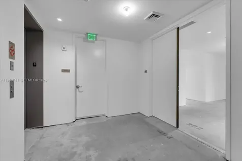 18975 Collins Avenue Sunny Isles Beach FL 33160