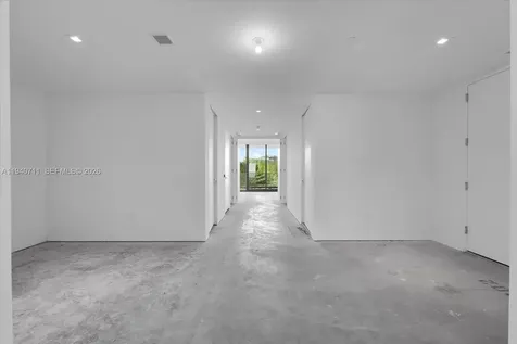 18975 Collins Avenue Sunny Isles Beach FL 33160