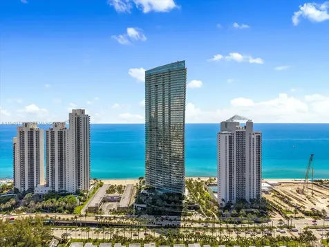 18975 Collins Avenue Sunny Isles Beach FL 33160
