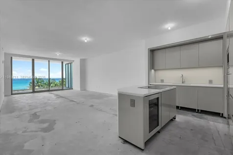 18975 Collins Avenue Sunny Isles Beach FL 33160