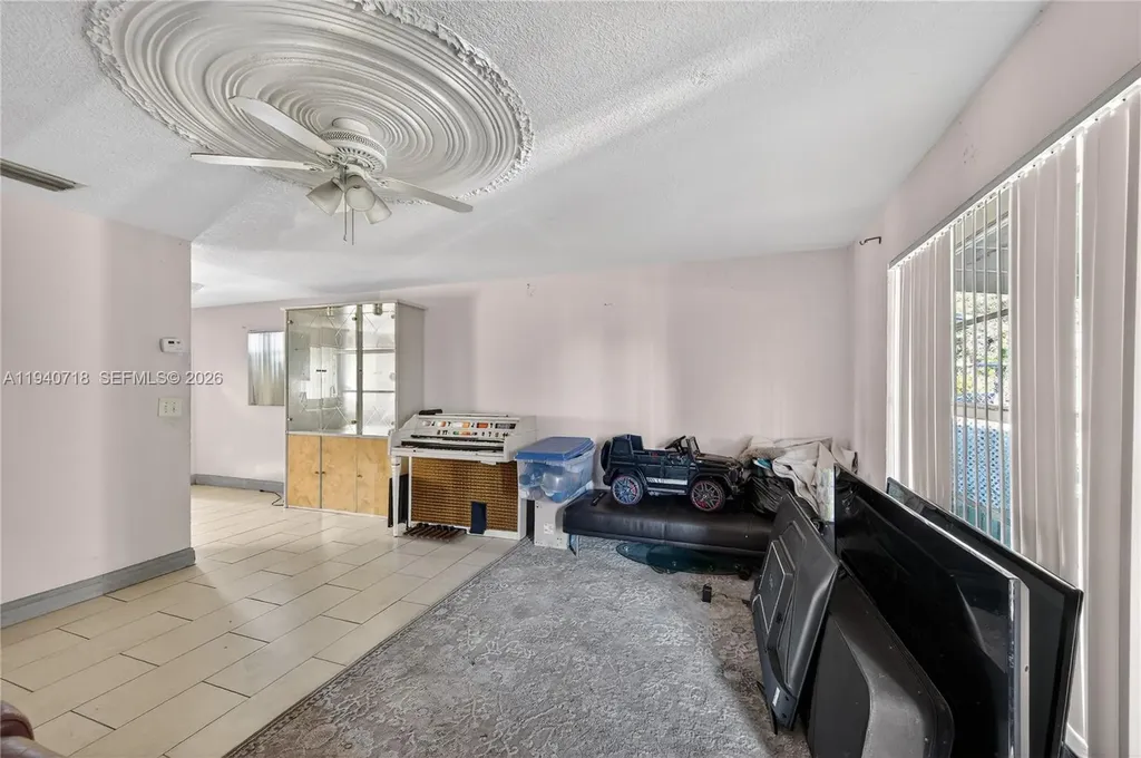 2021 NW 29th Avenue Fort Lauderdale FL 33311