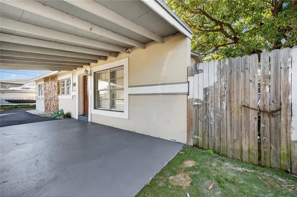 2021 NW 29th Avenue Fort Lauderdale FL 33311