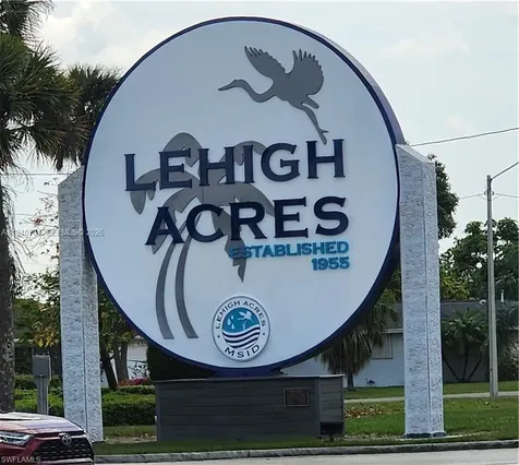 432 Pauline Lehigh Acres FL 33974