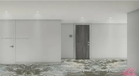 2555 Collins Avenue Miami Beach FL 33140
