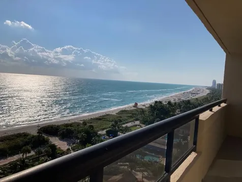 2555 Collins Avenue Miami Beach FL 33140