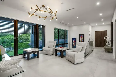 6850 SW 73rd Court Miami FL 33143
