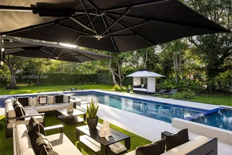 6850 SW 73rd Court Miami FL 33143