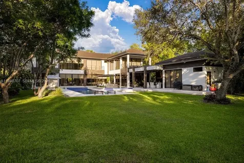 6850 SW 73rd Court Miami FL 33143