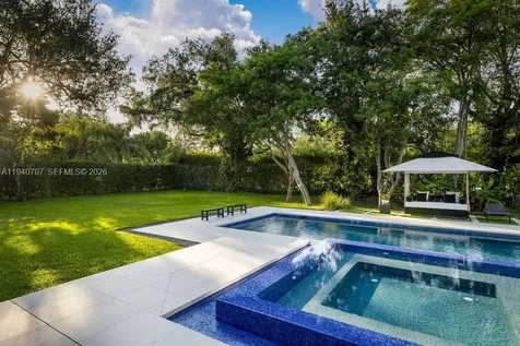 6850 SW 73rd Court Miami FL 33143