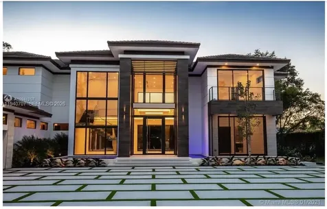 6850 SW 73rd Court Miami FL 33143