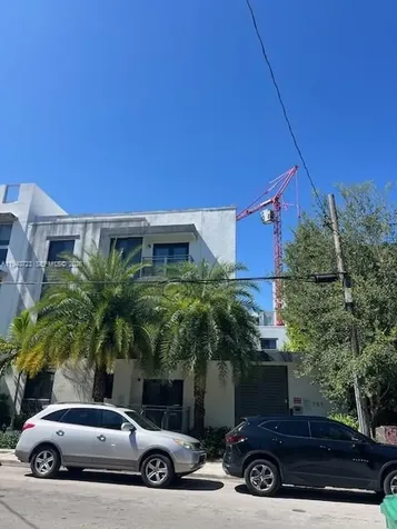 751 NW 1st Street Miami FL 33128