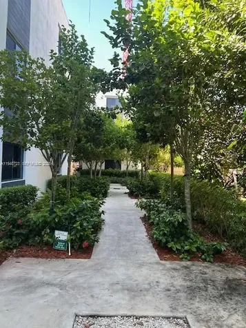 751 NW 1st Street Miami FL 33128