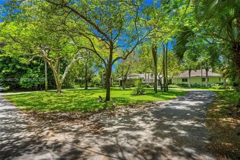 12365 SW 60th Court Pinecrest FL 33156