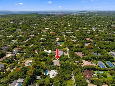 12365 SW 60th Court Pinecrest FL 33156