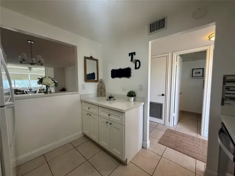 9540 Sunrise Lakes Boulevard Sunrise FL 33322