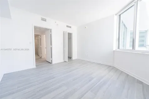 335 S Biscayne Boulevard Miami FL 33131