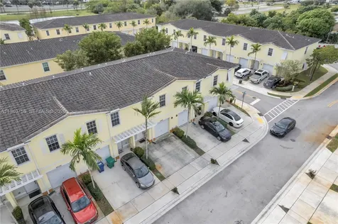 4040 NW 11th Street Lauderhill FL 33313