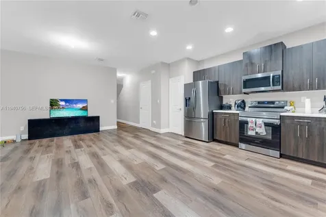 4040 NW 11th Street Lauderhill FL 33313