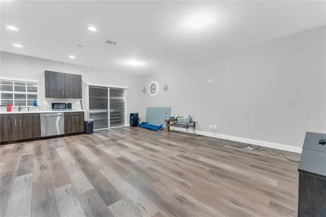 4040 NW 11th Street Lauderhill FL 33313