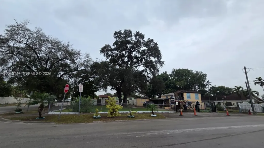 3108 NW 29th Street Miami FL 33142