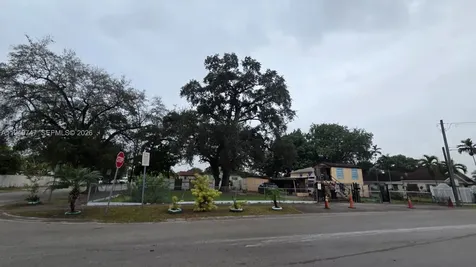 3108 NW 29th Street Miami FL 33142