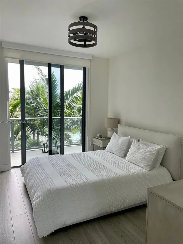 2960 NE 207th Street Aventura FL 33180