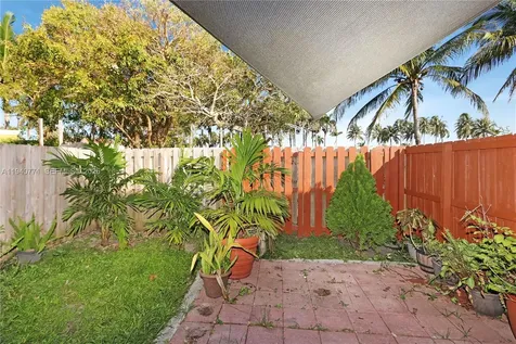 14973 SW 8th Terrace Miami FL 33194
