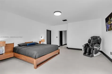 9015 NE 10th Avenue Miami FL 33138