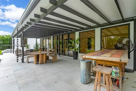 9015 NE 10th Avenue Miami FL 33138
