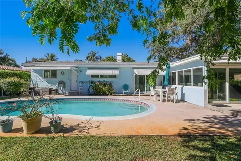 11339 NE 8th Court Biscayne Park FL 33161