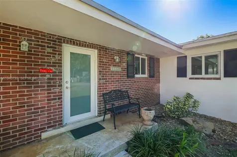 11339 NE 8th Court Biscayne Park FL 33161
