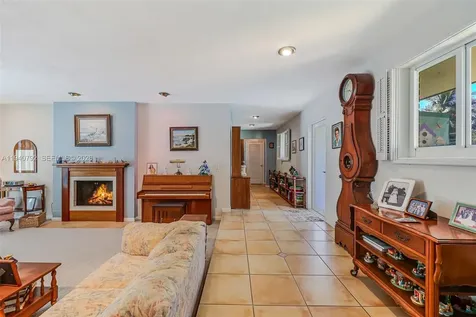 11339 NE 8th Court Biscayne Park FL 33161
