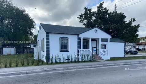 4020 NW 12th Avenue Miami FL 33127