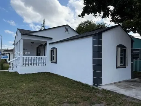 4020 NW 12th Avenue Miami FL 33127