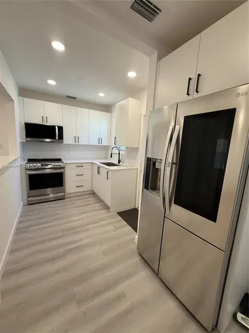 4020 NW 12th Avenue Miami FL 33127
