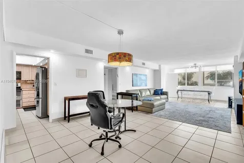 5005 Collins Avenue Miami Beach FL 33140